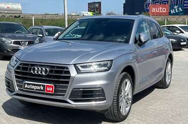Внедорожник / Кроссовер Audi Q5 2017 в 