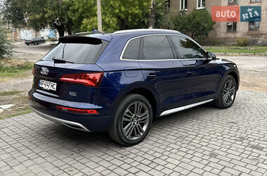 Позашляховик / Кросовер Audi Q5 2017 в 