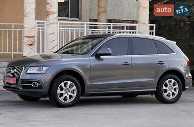 Позашляховик / Кросовер Audi Q5 2015 в 