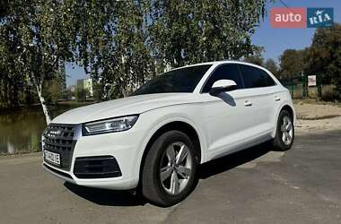 Позашляховик / Кросовер Audi Q5 2019 в 