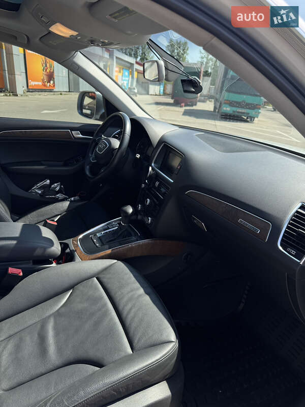 Внедорожник / Кроссовер Audi Q5 2013 в Львове