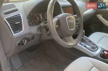 Внедорожник / Кроссовер Audi Q5 2011 в 