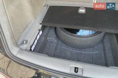 Внедорожник / Кроссовер Audi Q5 2011 в 