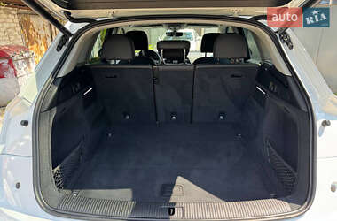 Внедорожник / Кроссовер Audi Q5 2021 в 