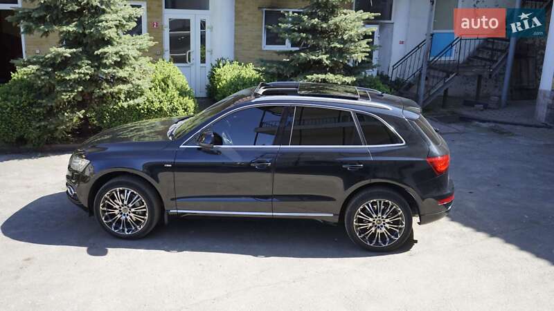 Внедорожник / Кроссовер Audi Q5 2014 в Конотопе