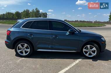 Позашляховик / Кросовер Audi Q5 2017 в 