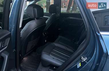 Позашляховик / Кросовер Audi Q5 2017 в 