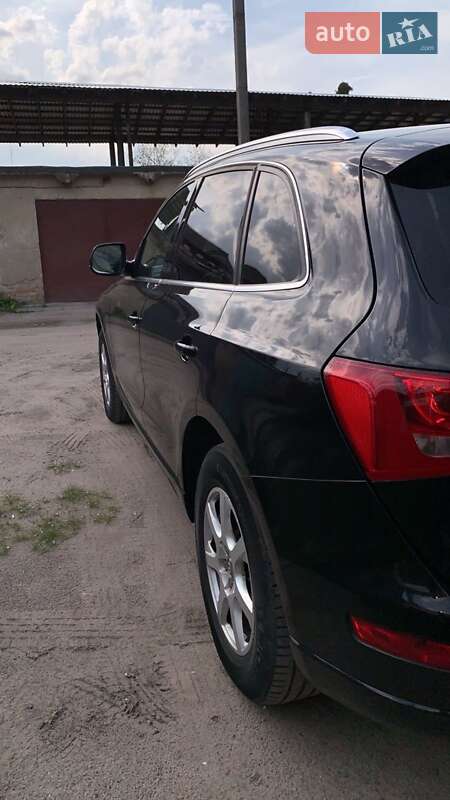Позашляховик / Кросовер Audi Q5 2011 в Рівному