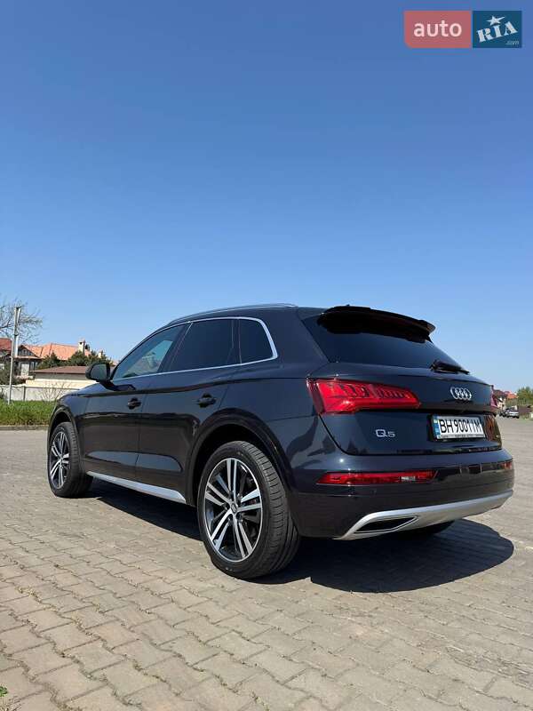 Внедорожник / Кроссовер Audi Q5 2018 в Одессе фото 13 Внедорожник / Кроссовер Audi Q5 2018 в Одессе