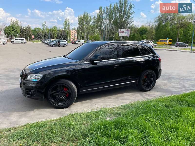 Внедорожник / Кроссовер Audi Q5 2011 в Запорожье