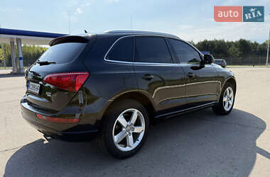Внедорожник / Кроссовер Audi Q5 2011 в 