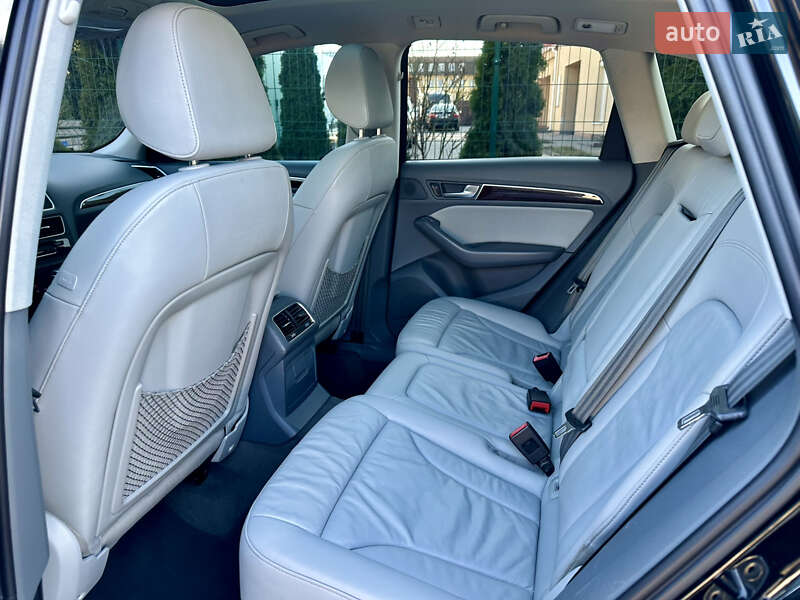 Внедорожник / Кроссовер Audi Q5 2016 в Киеве