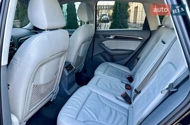 Внедорожник / Кроссовер Audi Q5 2016 в 
