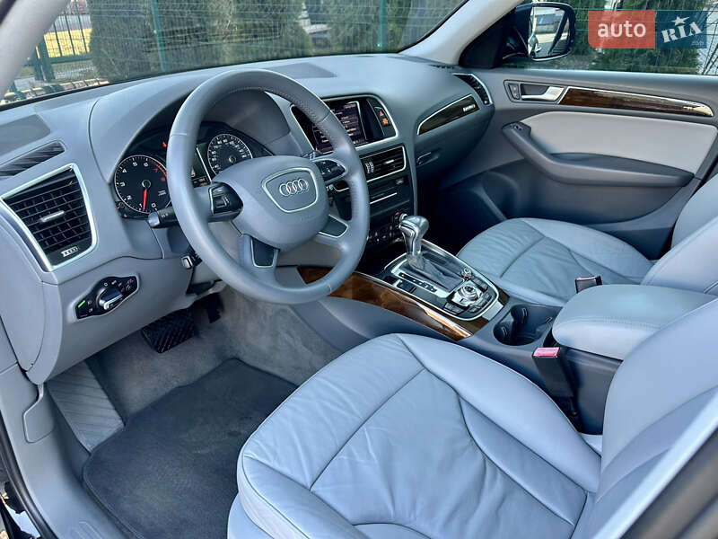 Внедорожник / Кроссовер Audi Q5 2016 в Киеве