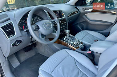 Внедорожник / Кроссовер Audi Q5 2016 в 