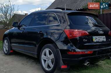 Внедорожник / Кроссовер Audi Q5 2011 в 