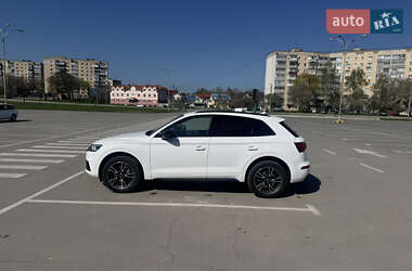 Позашляховик / Кросовер Audi Q5 2019 в 