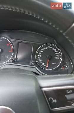 Внедорожник / Кроссовер Audi Q5 2010 в 