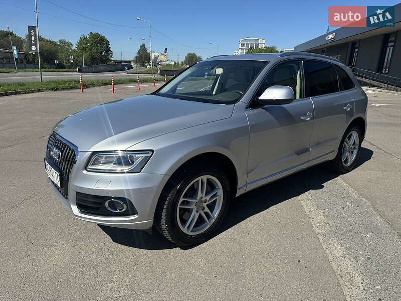 Позашляховик / Кросовер Audi Q5 2015 в Львові