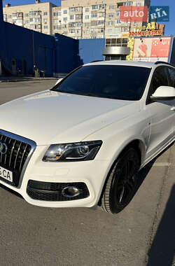 Внедорожник / Кроссовер Audi Q5 2011 в 
