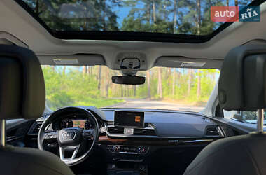 Внедорожник / Кроссовер Audi Q5 2018 в 