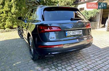 Внедорожник / Кроссовер Audi Q5 2017 в 