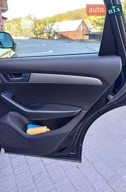 Внедорожник / Кроссовер Audi Q5 2010 в 
