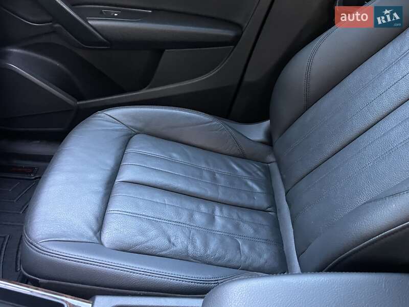 Позашляховик / Кросовер Audi Q5 2018 в Луцьку