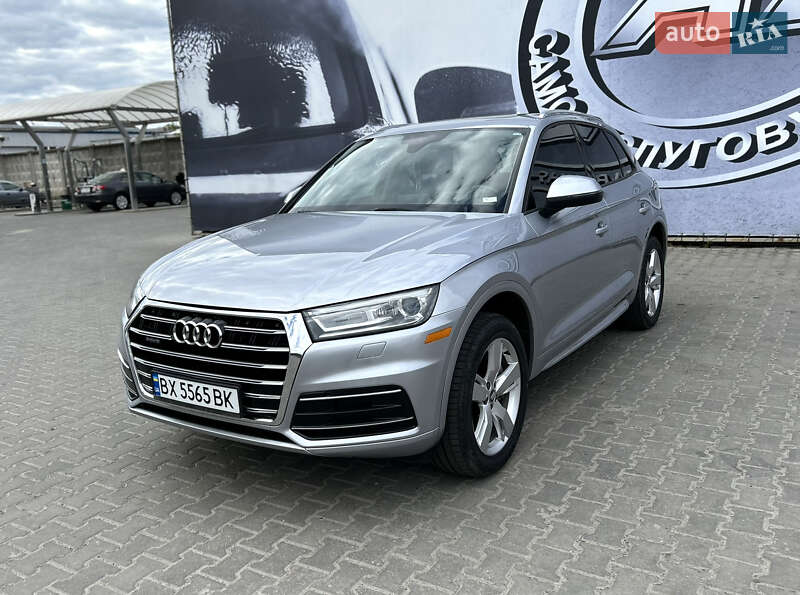 Внедорожник / Кроссовер Audi Q5 2017 в Хмельницком