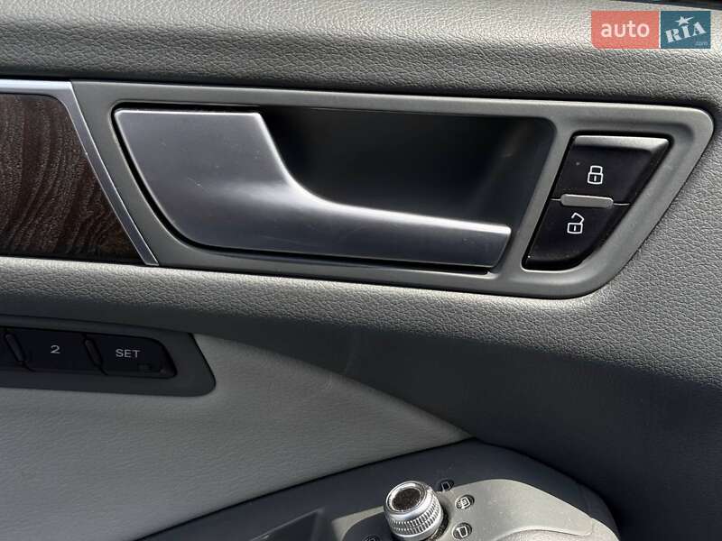 Внедорожник / Кроссовер Audi Q5 2015 в Ровно