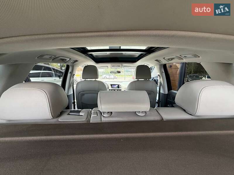 Внедорожник / Кроссовер Audi Q5 2015 в Ровно
