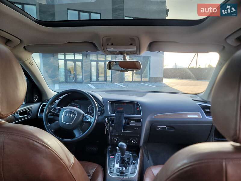 Внедорожник / Кроссовер Audi Q5 2011 в Ивано-Франковске