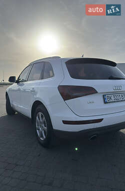 Внедорожник / Кроссовер Audi Q5 2013 в 