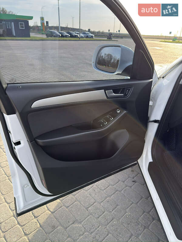 Внедорожник / Кроссовер Audi Q5 2013 в Радивилове