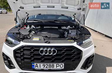 Позашляховик / Кросовер Audi Q5 2022 в 