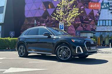 Внедорожник / Кроссовер Audi Q5 2020 в 