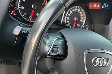 Позашляховик / Кросовер Audi Q5 2015 в 