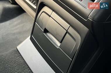 Позашляховик / Кросовер Audi Q5 2015 в 