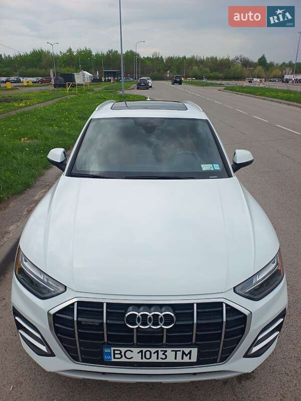 Позашляховик / Кросовер Audi Q5 2020 в Львові
