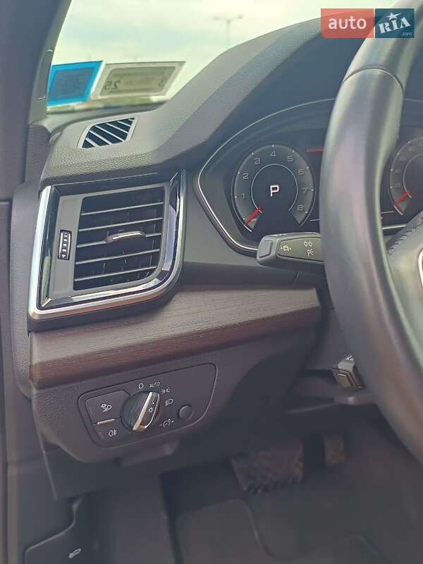 Позашляховик / Кросовер Audi Q5 2020 в Львові