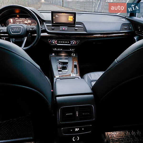 Внедорожник / Кроссовер Audi Q5 2017 в Тернополе фото 17 Внедорожник / Кроссовер Audi Q5 2017 в Тернополе