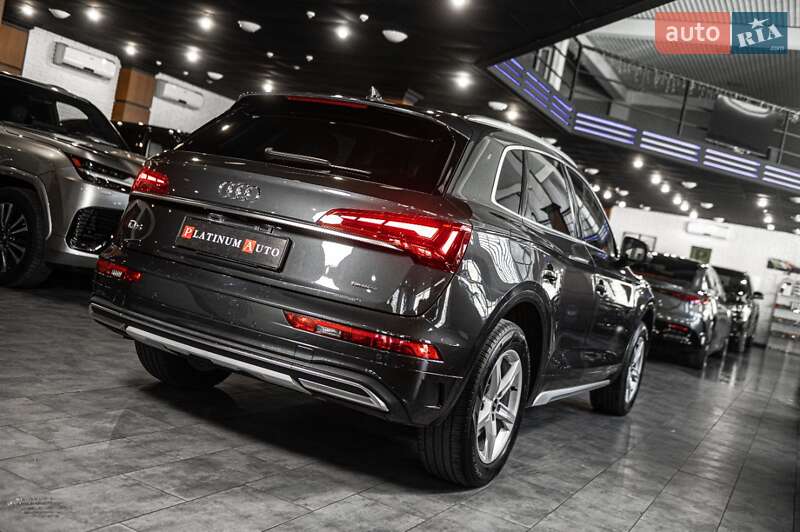 Внедорожник / Кроссовер Audi Q5 2021 в Одессе