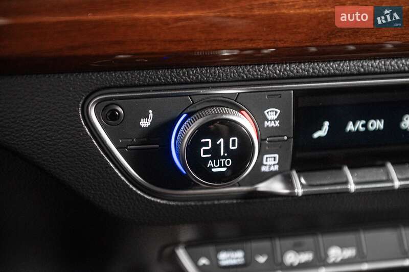 Внедорожник / Кроссовер Audi Q5 2021 в Одессе