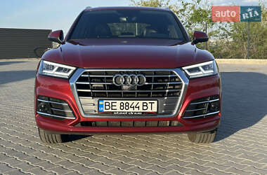 Позашляховик / Кросовер Audi Q5 2018 в 