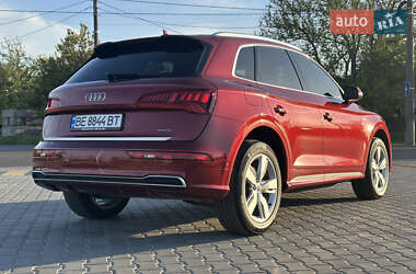 Позашляховик / Кросовер Audi Q5 2018 в 