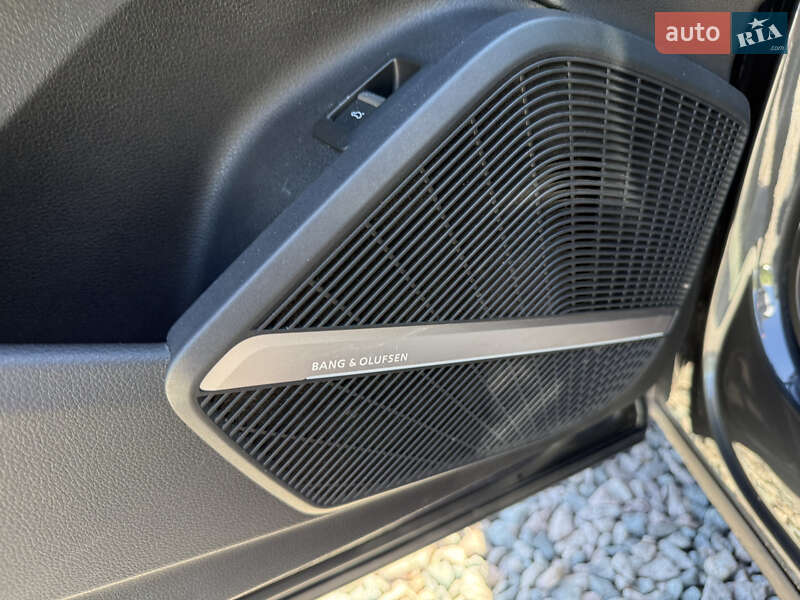 Внедорожник / Кроссовер Audi Q5 2017 в Киеве