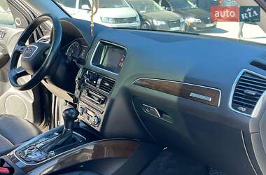 Позашляховик / Кросовер Audi Q5 2015 в 