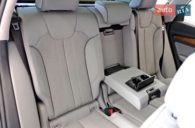 Внедорожник / Кроссовер Audi Q5 2022 в 