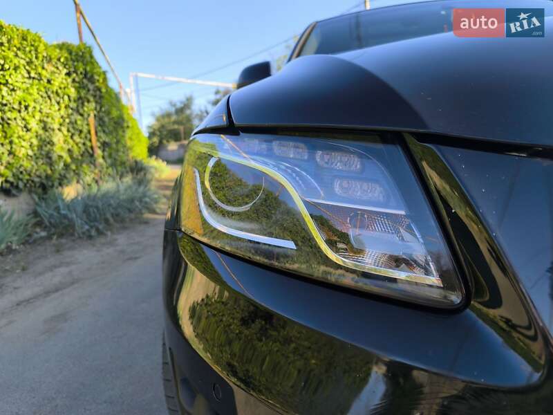 Внедорожник / Кроссовер Audi Q5 2012 в Одессе