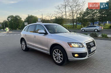 Внедорожник / Кроссовер Audi Q5 2011 в 